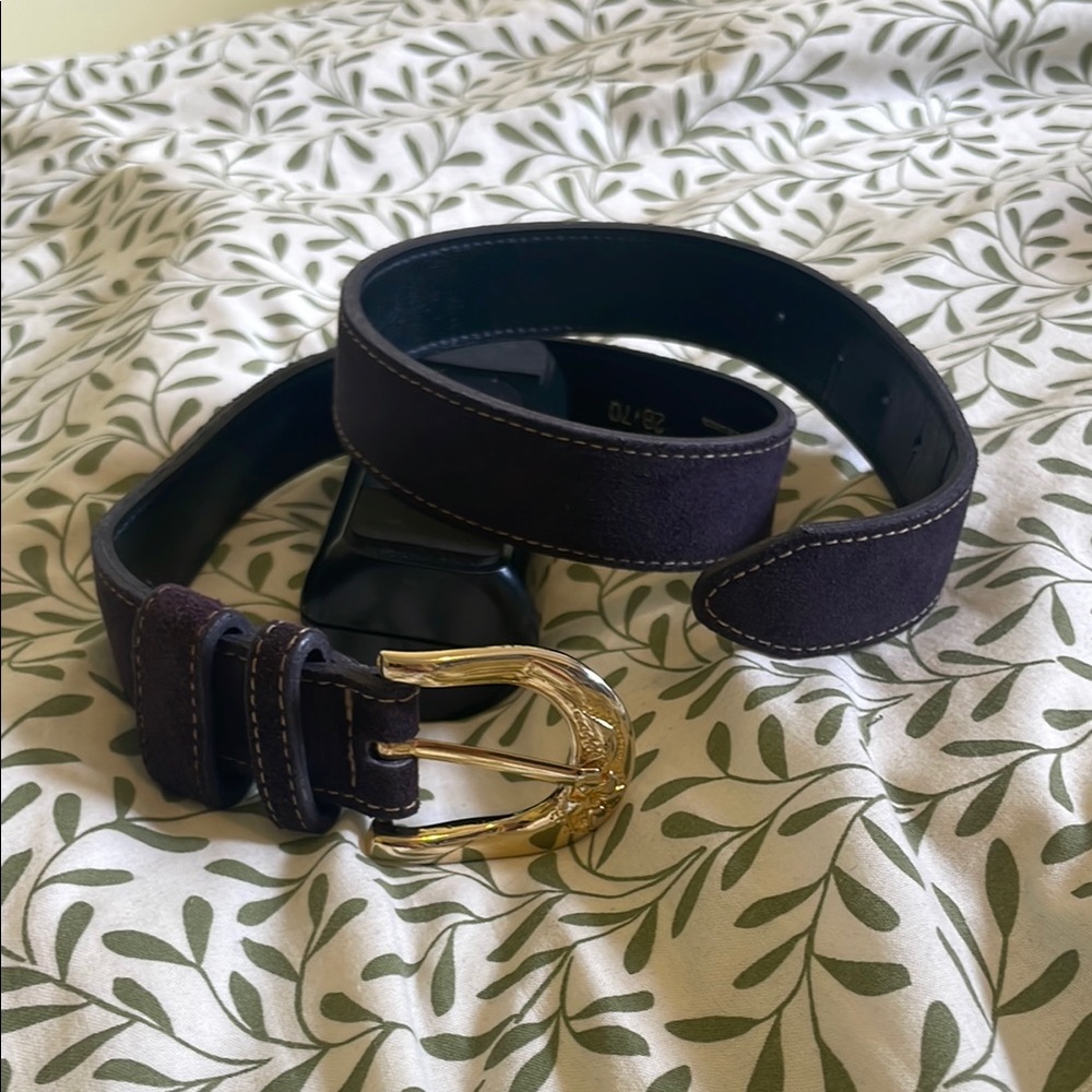 Vintage Genuine Suede Belt Purple with Gold Buckle - Small (28” 70 cm) - Landes